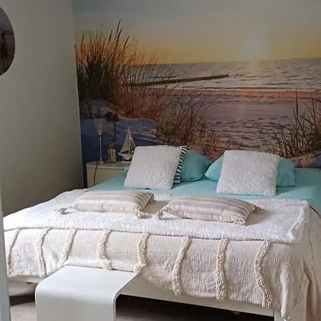 Panzió De Koepeltjes 4*